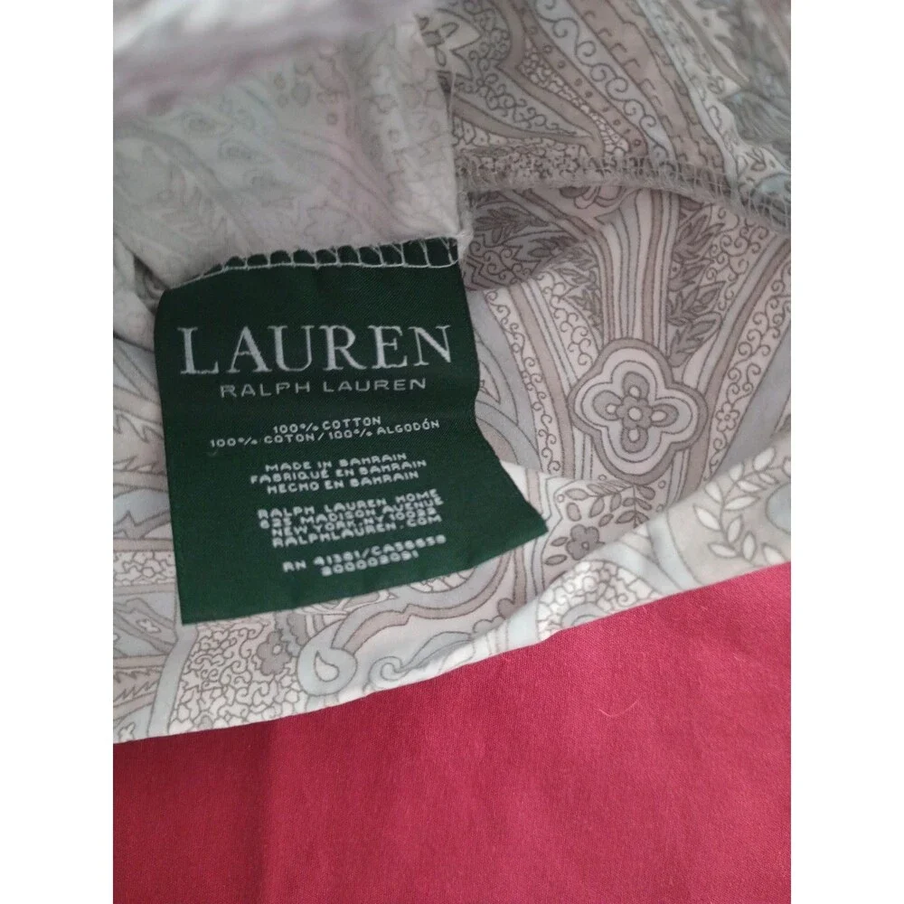 Lauren Ralph Lauren Queen Pillow Case Gray white blue paisley Medallion cotton